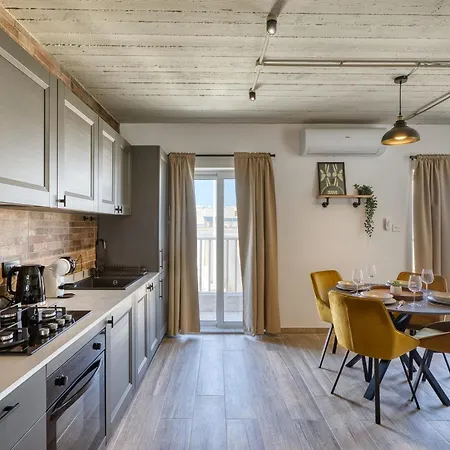 New & Unique 1br Unit In By Sf Homes Lägenhet *