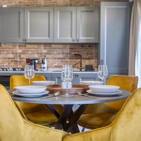 New & Unique 1br Unit In By Sf Homes *
