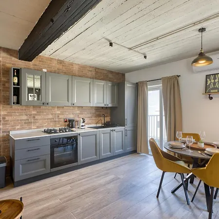New & Unique 1br Unit In By Sf Homes 公寓 *